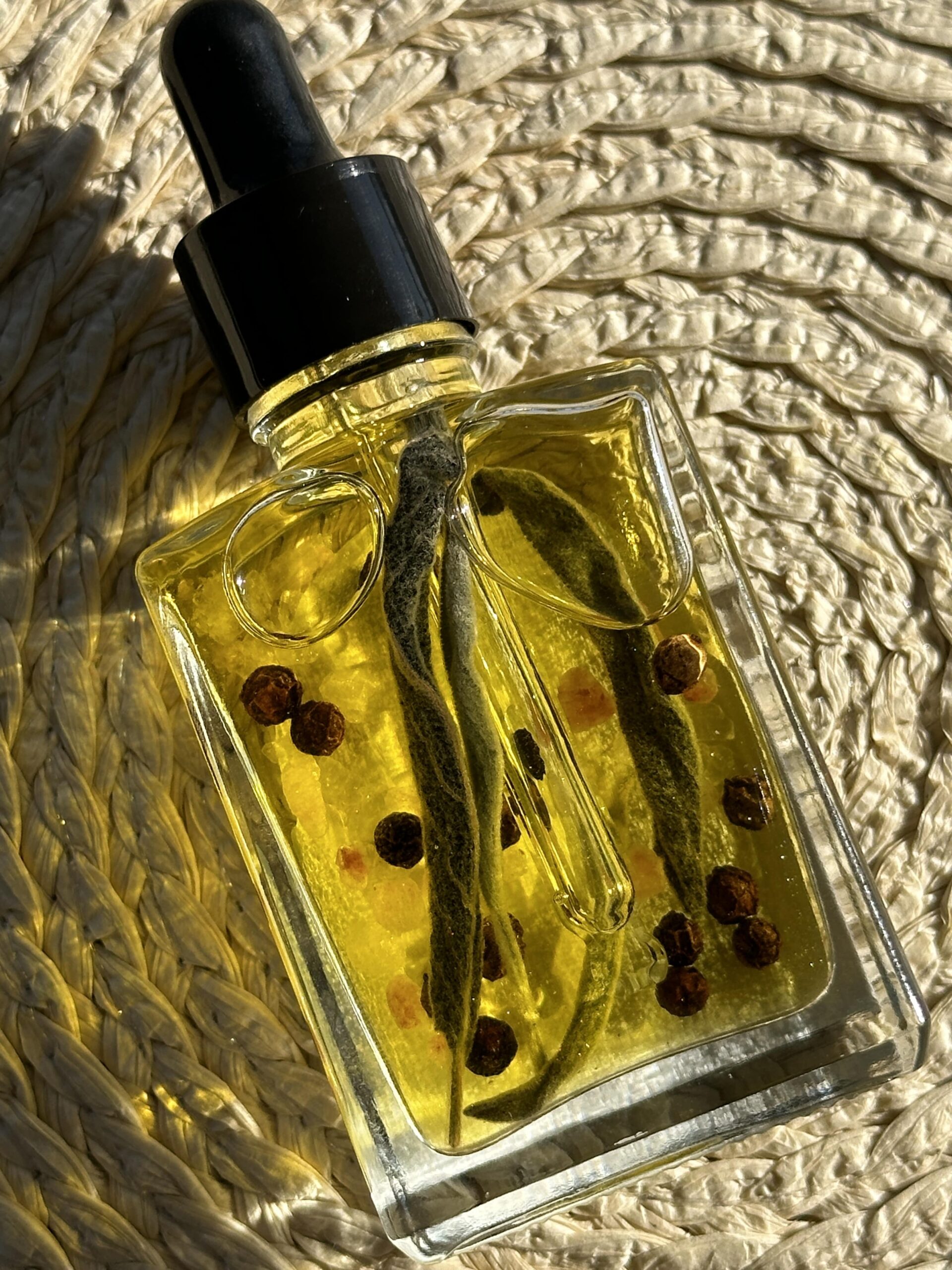 Pentagram Conjuring Ritual Oil - MoonBrew Magic