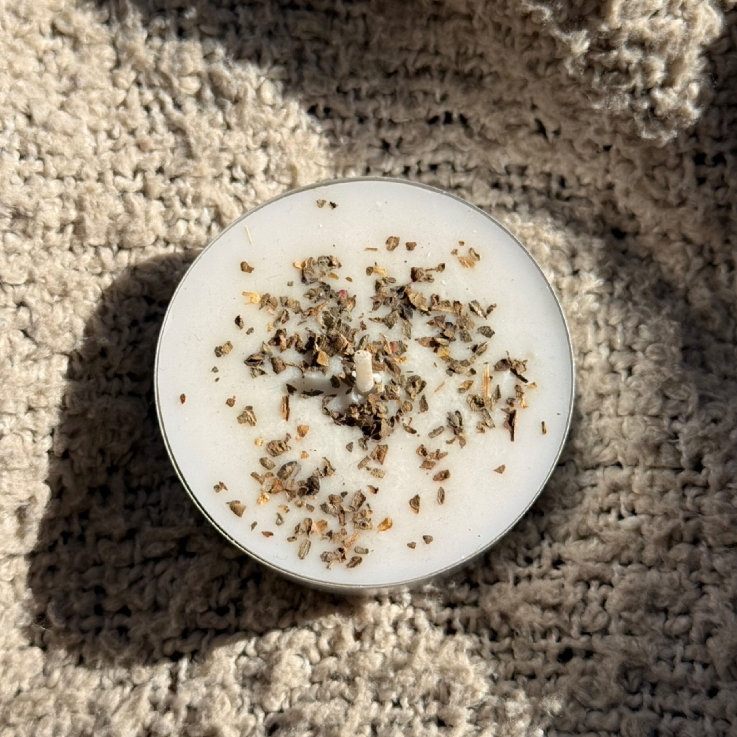 Candle To Attract Money