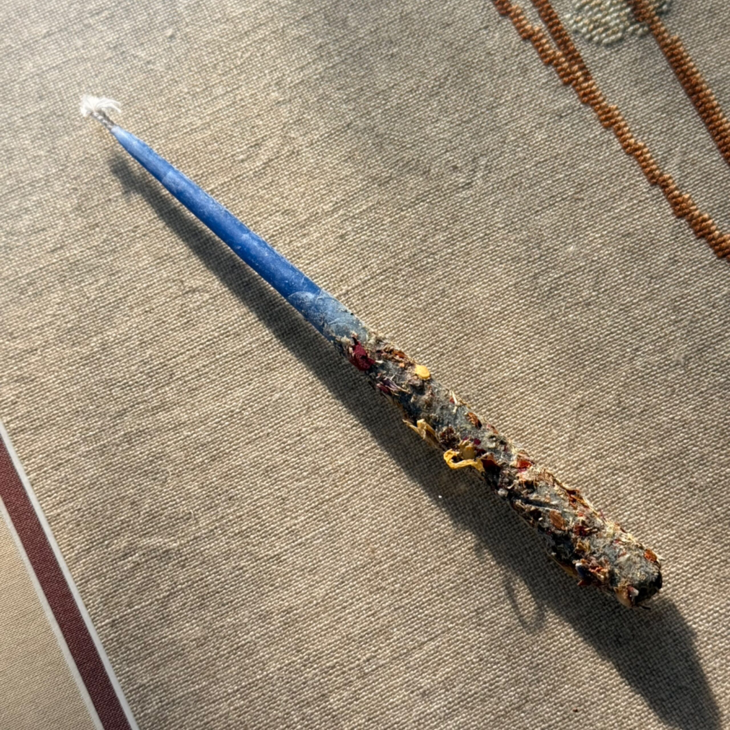 Beeswax candle deep blue