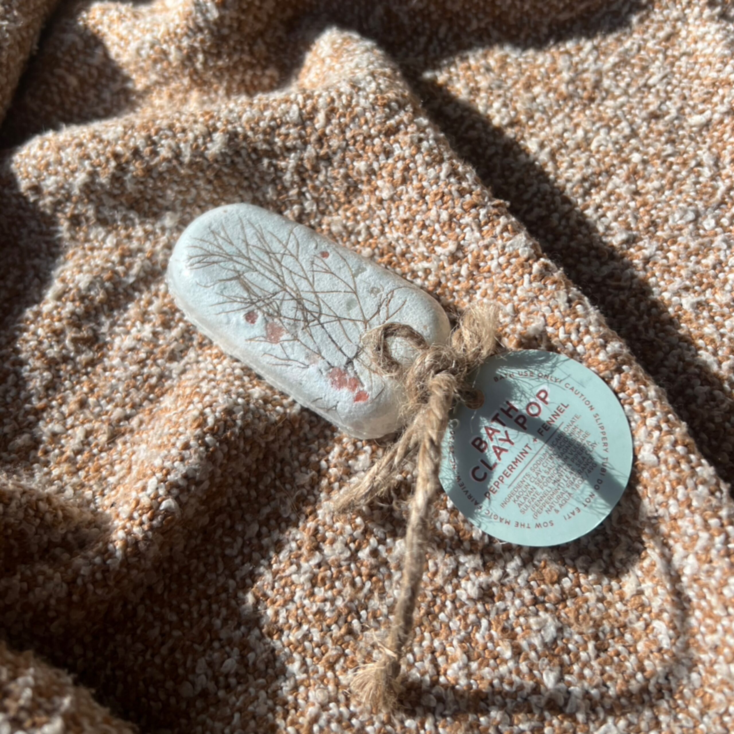 Peppermint + Fennel Botanical Bath Clay Pops